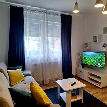 Gospic Riverside Apartment Экстерьер фото
